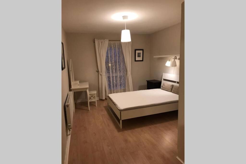 2 Bedroom Spacious And New City Centre Apartment Dublino Esterno foto